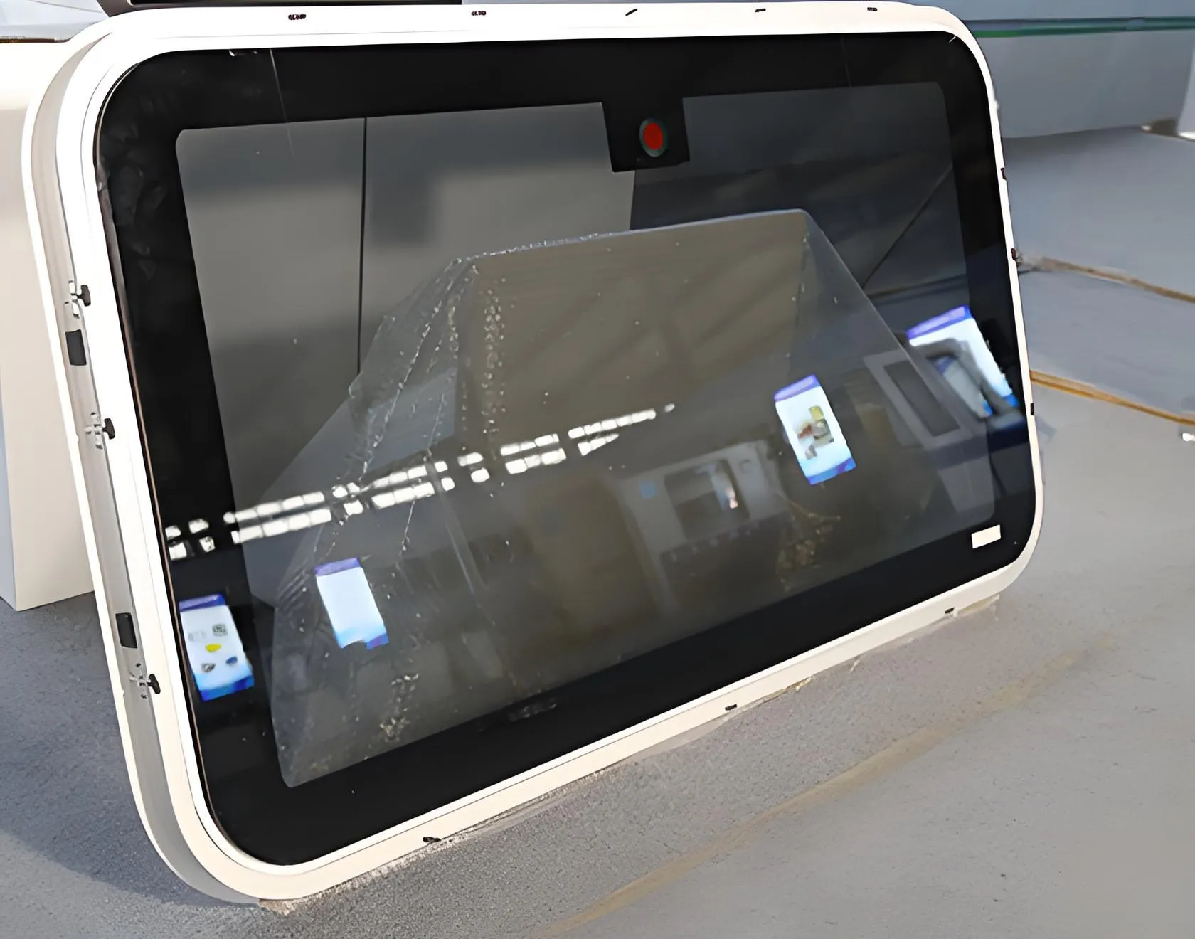 High-speed rail side windows and emergency windows