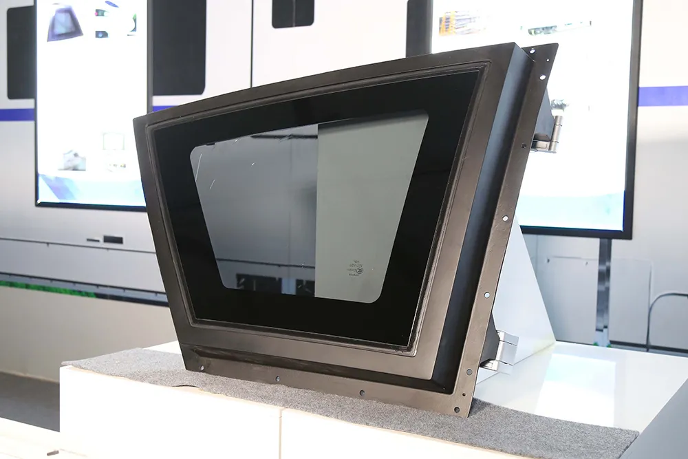 Rail vehicle movable windows